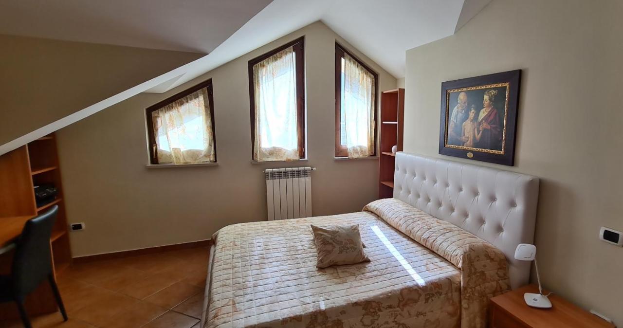 B&B Rossella Montoro Inferiore ภายนอก รูปภาพ